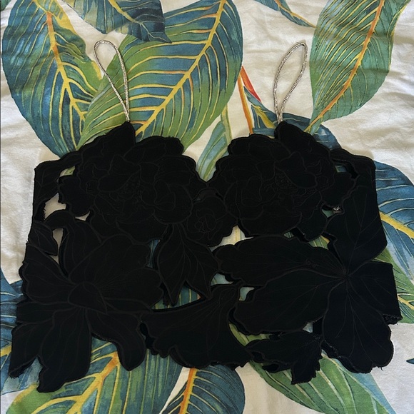 ALLSAINTS Flora Top in Black - Picture 3 of 7